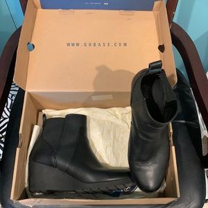 GH Bass Meredith leather double gored wedge angle boots